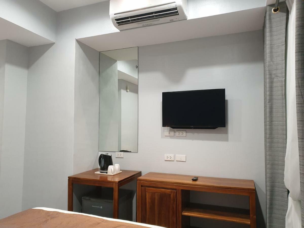 Li Mkt Makati City Exterior foto